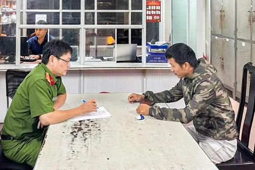 Tài xế taxi ở Nha Trang thừa nhận đánh tráo tờ 200.000 đồng của du khách