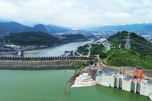 Chiến thắng của ý chí trên công trường Thủy điện Hòa Bình mở rộng