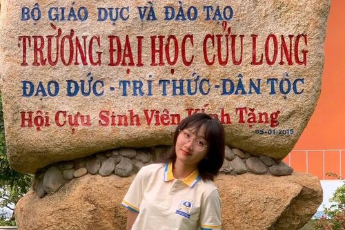 Hành trình vươn lên nghịch cảnh của nữ sinh ngành Công tác xã hội
