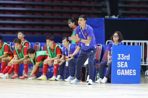 Việt Nam 'gây bão' futsal thế giới, chờ giải thưởng ngày 7/1