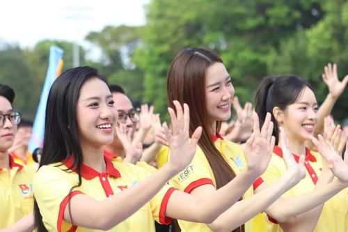 Dàn hoa hậu, nhà vô địch SEA Games, công dân trẻ tiêu biểu TPHCM khởi động Xuân tình nguyện 2026
