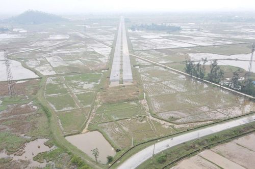 Đường 150 tỷ ở Hà Tĩnh 'cụt' hai đầu vì không đấu nối quốc lộ