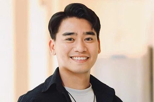 Nam diễn viên từng giữ xe, sửa điện thoại 'đổi đời' nhờ Lý Hải và Huy Khánh