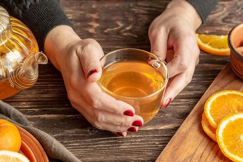 Cốc trà gừng trong buổi họp lớp đầu năm hé lộ mối quan hệ 'bí mật' của chồng