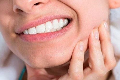 Đau răng và đau dây thần kinh số 5: Làm sao để tránh nhầm lẫn?