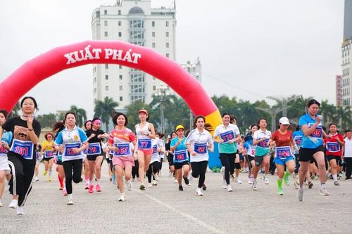 'Bệ đỡ' cho thể thao vươn tầm