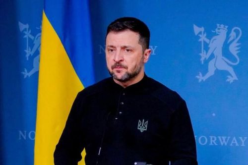Tổng thống Zelensky: Hòa bình ở Ukraine cần sự hiện diện quân sự của Anh, Pháp