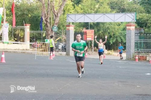 Giải Việt dã 'Chinh phục đỉnh cao Bà Rá': Những hình ảnh đầu tiên tại điểm đồi Bằng Lăng
