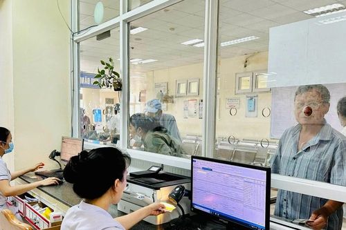 Gia Lai xếp hạng lại 16 đơn vị sự nghiệp y tế công lập