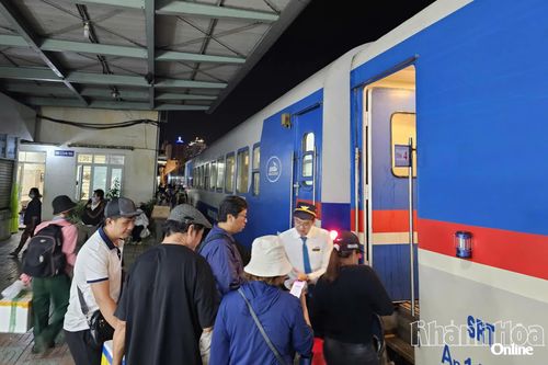 Đảm bảo vận tải hành khách trong dịp Tết Dương lịch 2026