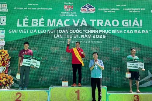 Vận động viên Hàng A Giàng giành danh hiệu 'Vua leo núi' toàn quốc