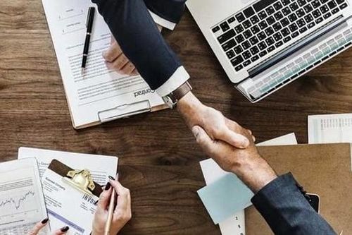Hợp đồng ký trước khi nhận vốn góp nước ngoài có phải đăng ký đầu tư?