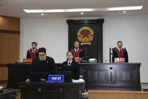 Cán bộ tòa án không được hách dịch, dọa nạt hoặc kéo dài thời gian xử lý công việc của nhân dân
