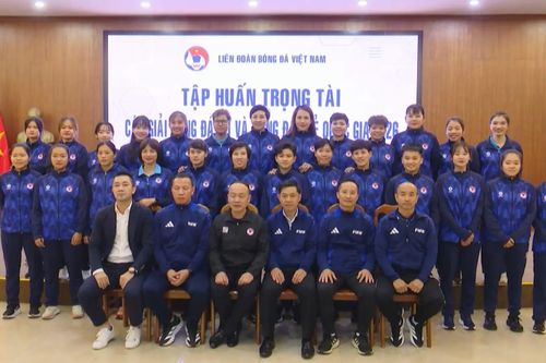 Trọng tài - Mắt xích trong phát triển bóng đá nữ và trẻ