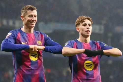 Barcelona nới rộng khoảng cách Real Madrid lên 7 điểm