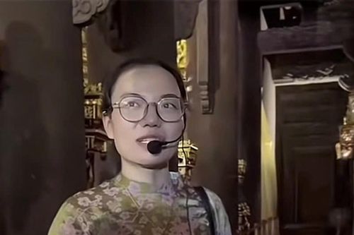 Đình chỉ nữ hướng dẫn viên thuyết minh sai tại di tích Lam Kinh
