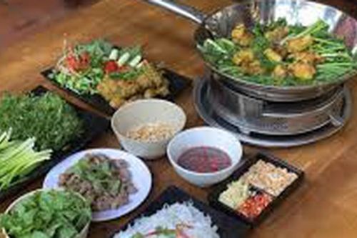 Cách ăn chả cá Lã Vọng ngon nhất nhưng nhiều người không biết
