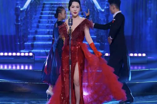 Tango ngọt ngào và day dứt trong MV 'Nỗi nhớ chơi vơi' của Thương Thảo