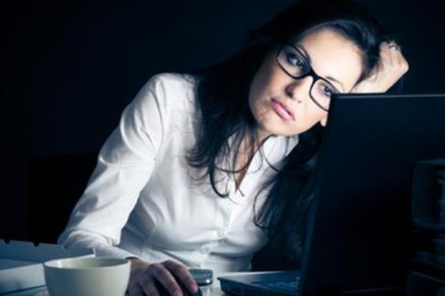 Mối liên quan giữa thức khuya, ngủ ít và béo phì