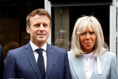 Pháp: 10 người bị kết án vì quấy rối trực tuyến Đệ nhất phu nhân Brigitte Macron