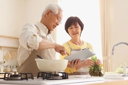 4 điều người già khôn ngoan giữ kín để bảo vệ hạnh phúc gia đình
