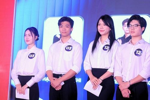 Sinh viên Ngoại thương tỏa sáng với bản lĩnh trí tuệ tại sân khấu Duyên dáng Ngoại thương 2025