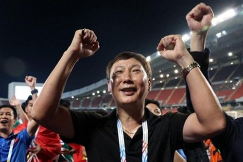 Kim Sang-sik và cú ăn ba lịch sử: Người Mohican cuối cùng của bóng đá Đông Nam Á