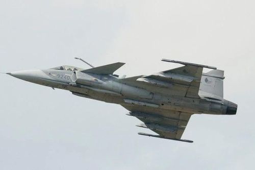 Anh, Pháp phối hợp tấn công IS ở Syria