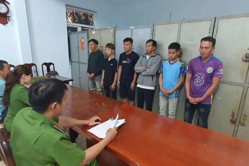 Nhóm đối tượng chuốc say, hiếp dâm thiếu nữ trong lô cao su
