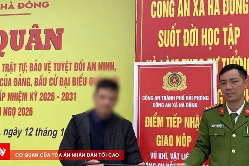 Hải Phòng: Vận động công dân giao nộp nhiều súng, pháo nổ