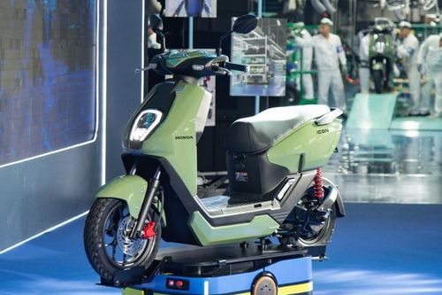 Giá xe máy điện Honda ICON e tháng 1/2026, giảm gần 6 triệu đồng