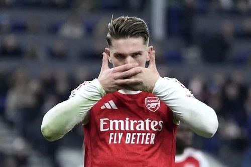 Declan Rice ca ngợi Gyokeres dù tiền đạo Thụy Điển tiếp tục tịt ngòi