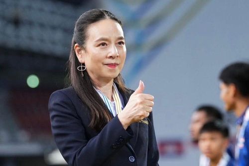 Madam Pang chơi lớn khiến Malaysia mất HLV thắng tuyển Việt Nam