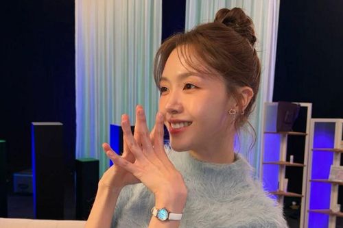 Minah (Girl's Day) gây chú ý với diện mạo thay đổi sau kết hôn