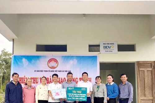 Mái ấm nghĩa tình đón Tết