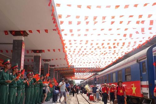 Chờ diện mạo sân ga Đà Nẵng