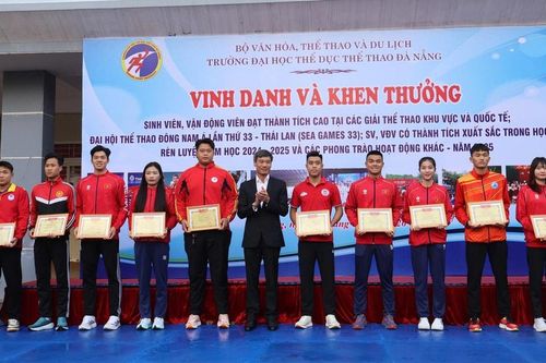 Trường Đại học Thể dục thể thao Đà Nẵng vinh danh vận động viên xuất sắc
