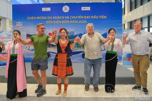 Điện Biên đón 80.000 lượt khách những ngày đầu năm