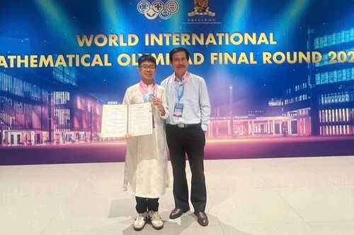 Học sinh Gia Lai giành huy chương bạc Olympic Toán học Thế giới WIMO
