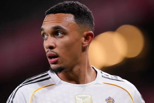 Real Madrid cân nhắc bán Trent Alexander-Arnold: Khi 40 triệu Euro giá trị hơn sự kiên nhẫn