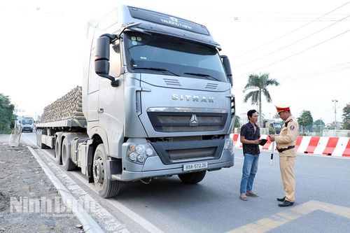 Năm 2025, toàn tỉnh xảy ra 814 vụ tai nạn giao thông