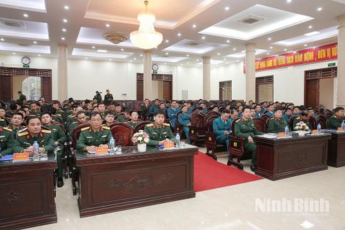 Ban Chỉ huy Phòng thủ khu vực 3-Đông A; khu vực 1-Phù Vân phát động phong trào Thi đua Quyết thắng năm 2026