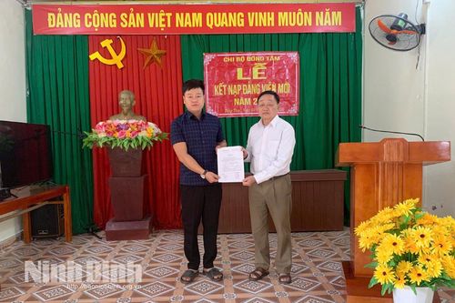 Gieo niềm tin từ cơ sở