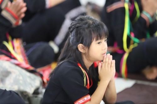 Đắk Lắk: Hơn 280 Phật tử đồng bào dân tộc tham dự khóa tu Một ngày an lạc tại chùa Linh Thứu