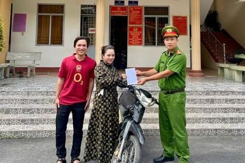 Công an xã Phú Giáo nhanh chóng bắt đối tượng trộm xe, trao trả tài sản cho người dân