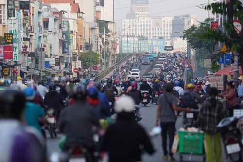 Ngày đầu trở lại làm việc sau kỳ nghỉ lễ, giao thông TP.HCM ra sao?
