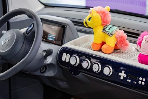 Xe ô tô giá 199 triệu đồng ở Việt Nam thiết kế xinh xắn, trang bị tiện ích rẻ hơn cả Kia Morning, Hyundai Grand i10, chỉ như Honda SH thích hợp đi trong đô thị