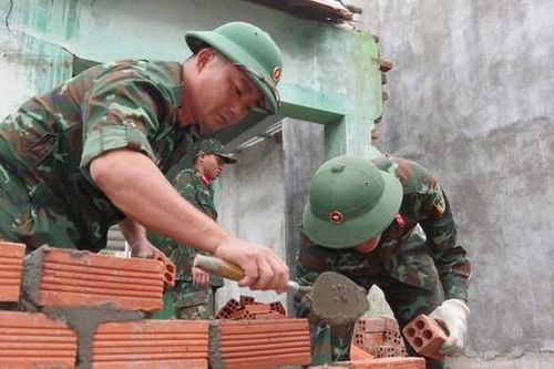 Mái nhà kiên cố trở về sau những ngày lũ dữ