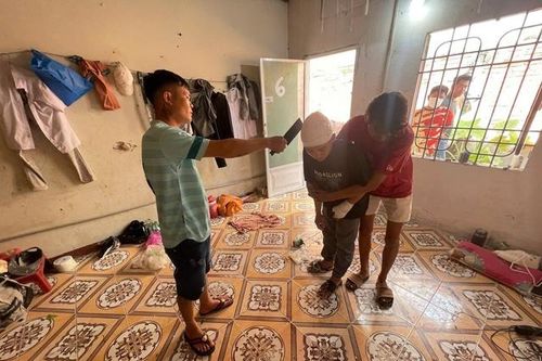 Cầm dao chém người lúc ăn nhậu rồi trộm xe tẩu thoát