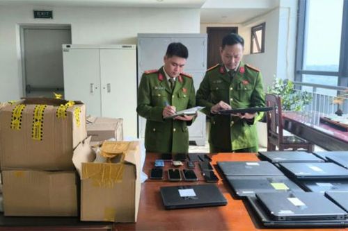 'Quà đắng' dịp cuối năm